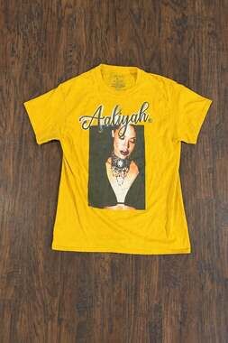 Aaliyah T-Shirt by TheTshirtCity
